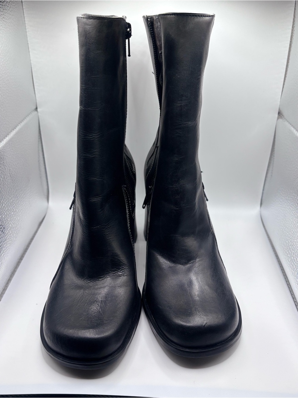 Harley-Davidson Black Mid-Calf Heeled Boots with White Stitching - Picture 3 of 7